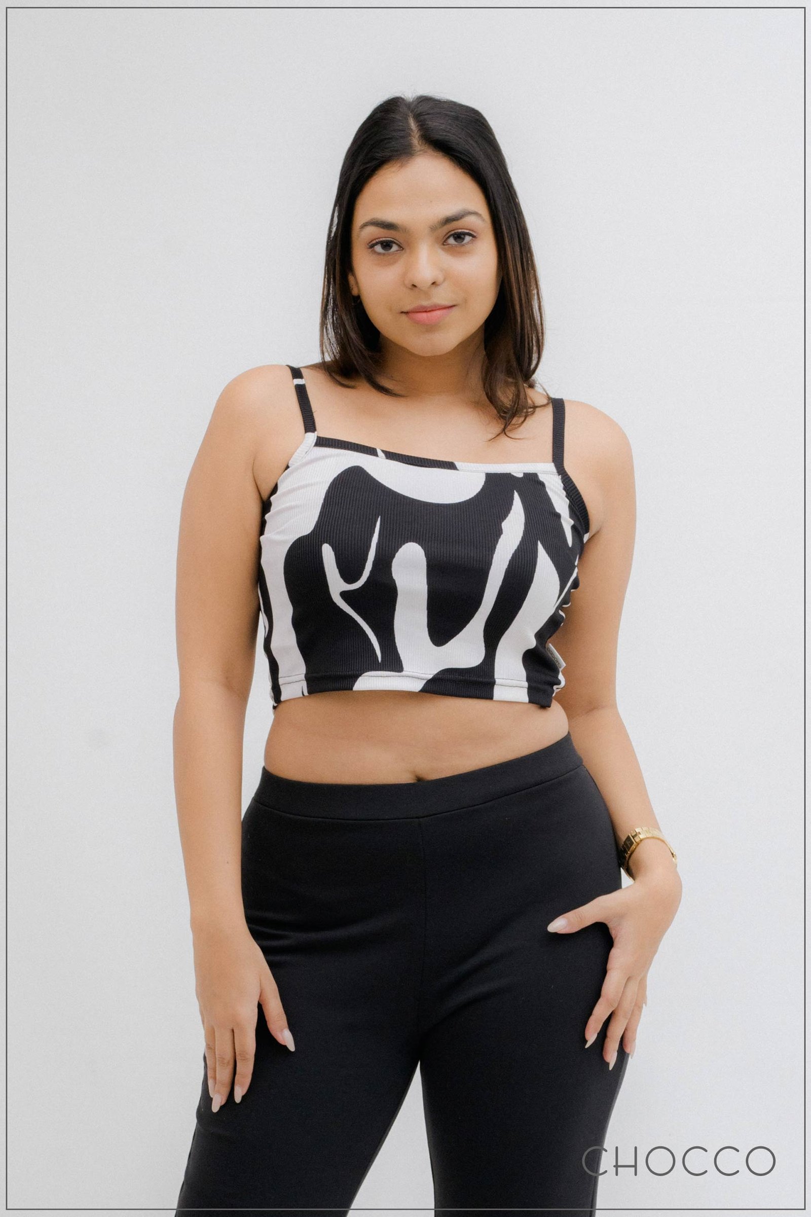 CHOCCO Mono Strappy Crop Top