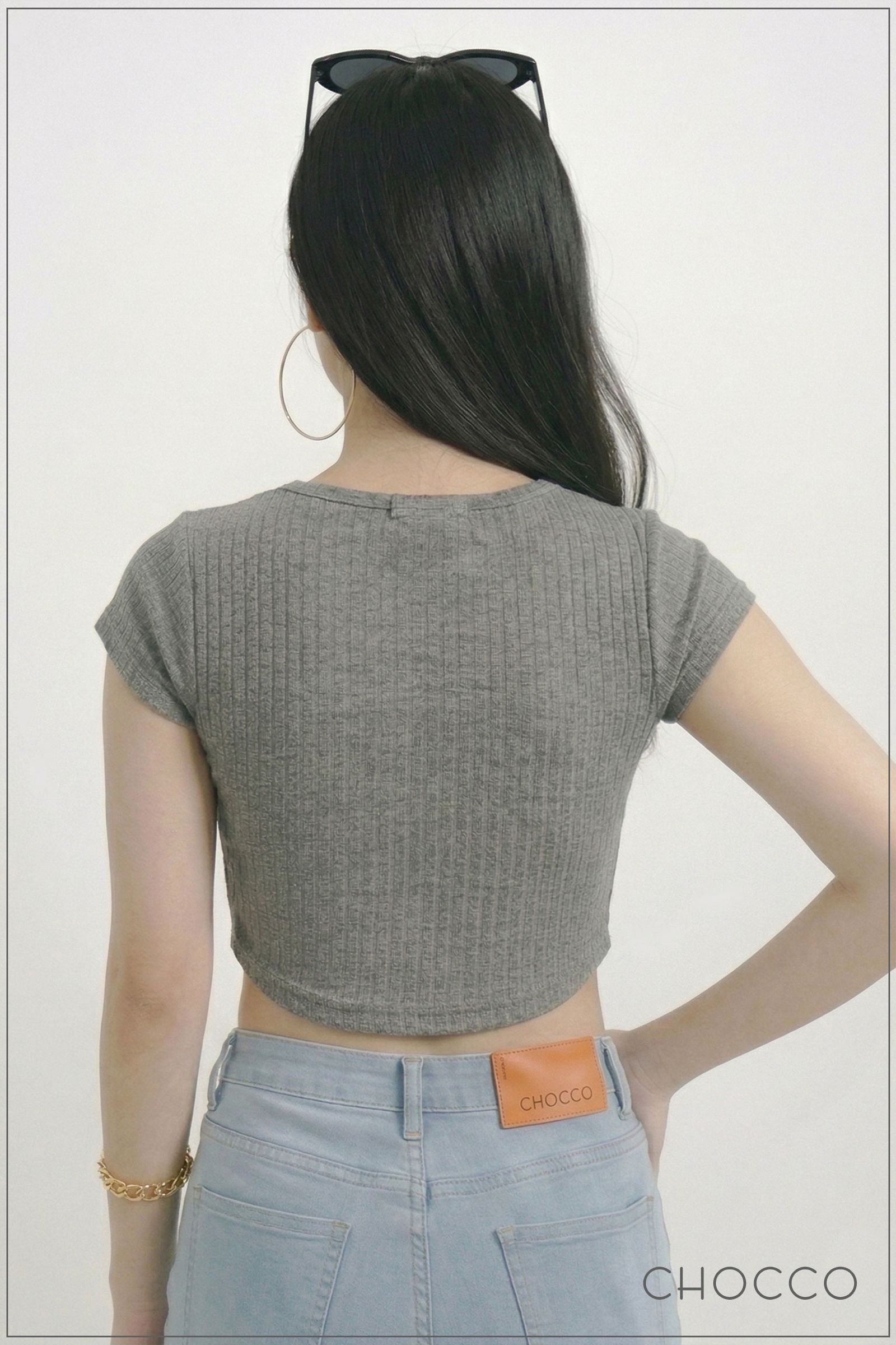 CHOCCO Curved Henley Crop Top