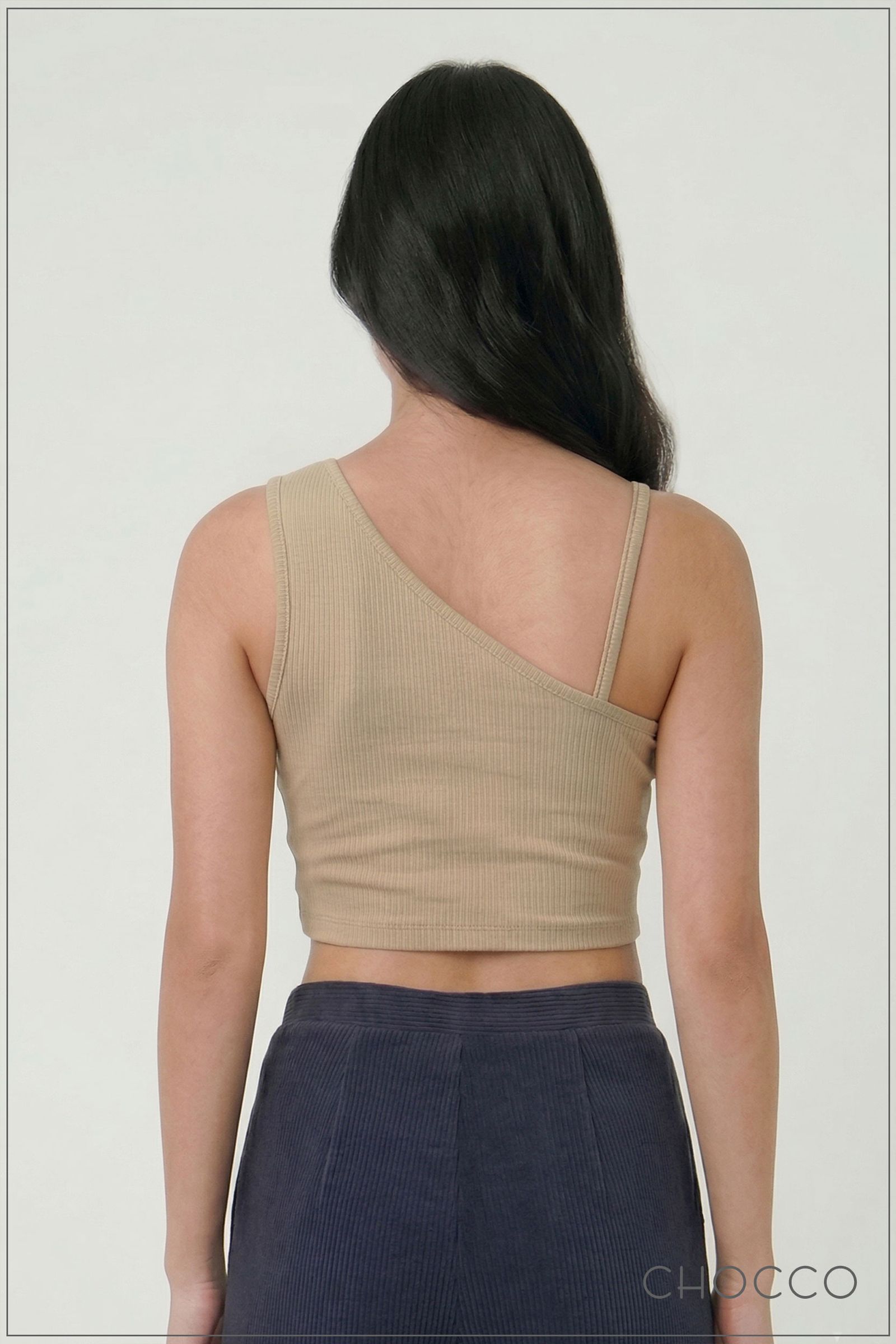 CHOCCO Asymmetric Muse Crop Top